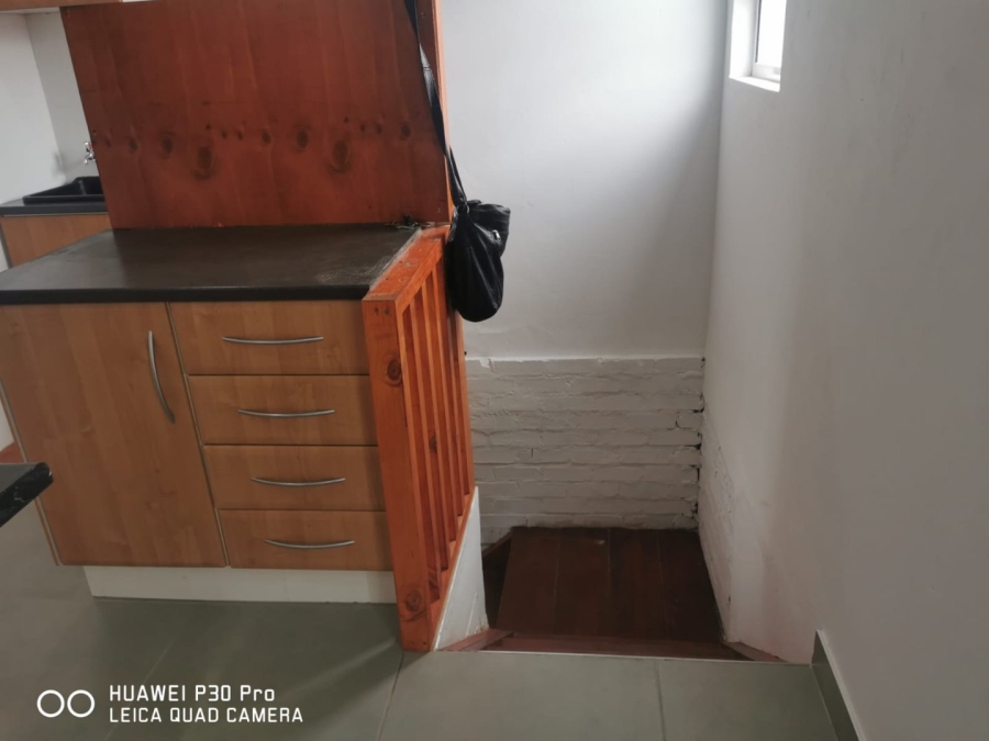 1 Bedroom Property for Sale in Brooklyn Western Cape